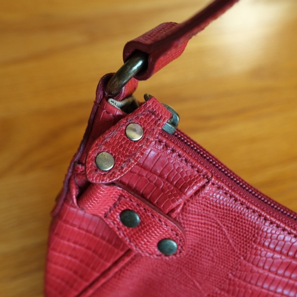 LOFT Ann Taylor Genuine Red Leather Croc Embossed Shoulder Bag - Picture 4 of 11